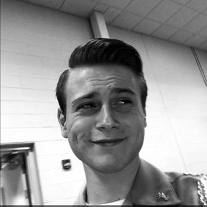 Meet your Posher, Jonathan